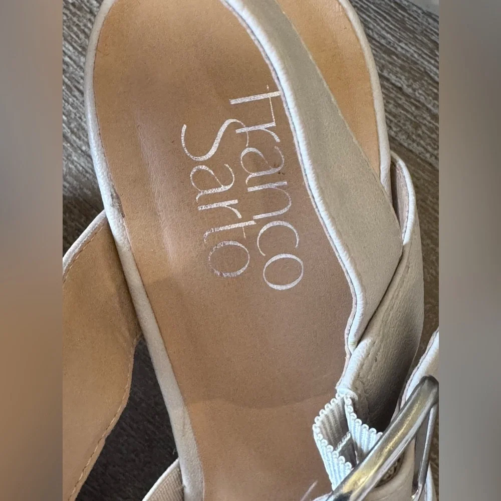 Franco Sarto Sarabeth Wedge Sandals Womens 9.5 Beige Faux Leather‎